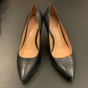 Calvin Klein black leather pumps